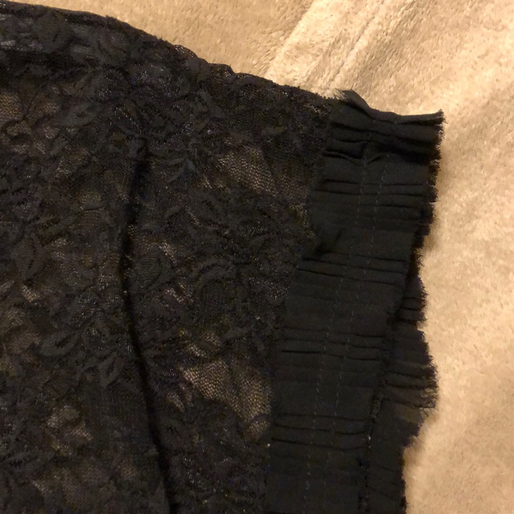 Blouse - Picture 2 of 2